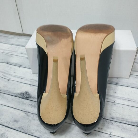 Stuart Weitzman Woman's SZ 10M Stiletto Heel Platform Shoes Peep Toe. - Picture 2 of 12